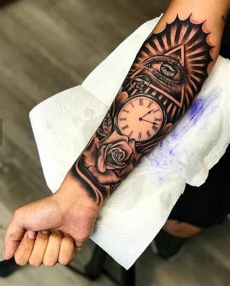 tatuaggio ragazzo braccio|Il significato dei tatuaggi maschili sul braccio: descrizione